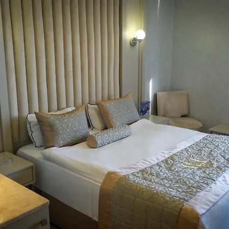 Hotel Kervansaray 3*