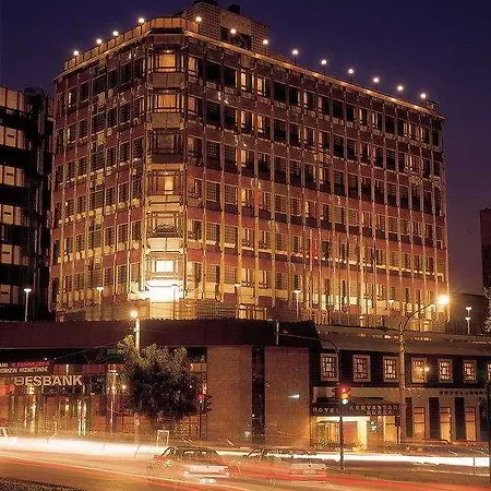 فندق Kervansaray 3*